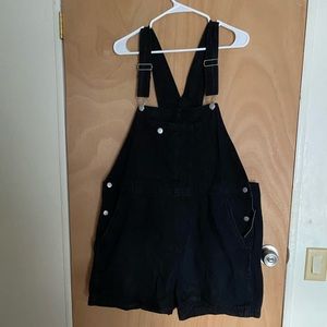 Black denim overalls 🖤